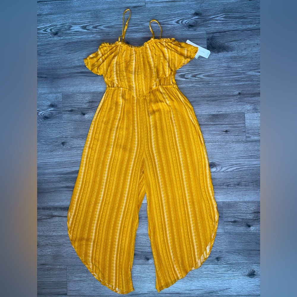 Almost Famous Women’s Yellow Jumpsuit / Romper Size Large